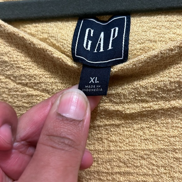 Gap Women's XL Oversized Pastel Yellow Short Sleeve Top - Picture 2 of 5